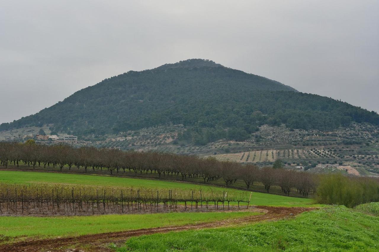 Pearl Of The Valley Hotel Kfar Tavor Luaran gambar