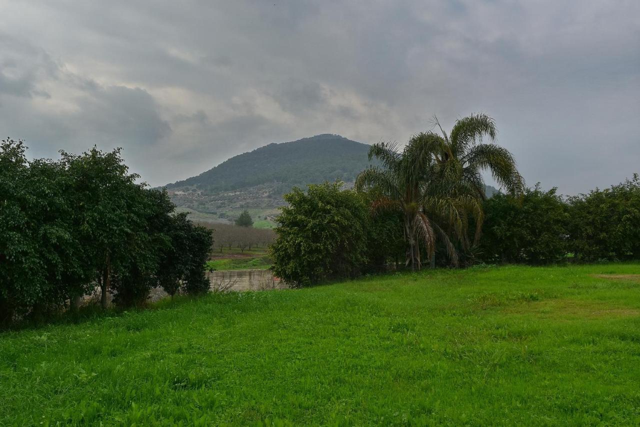 Pearl Of The Valley Hotel Kfar Tavor Luaran gambar